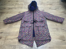 Load image into Gallery viewer, Peacock Hide ParkA
